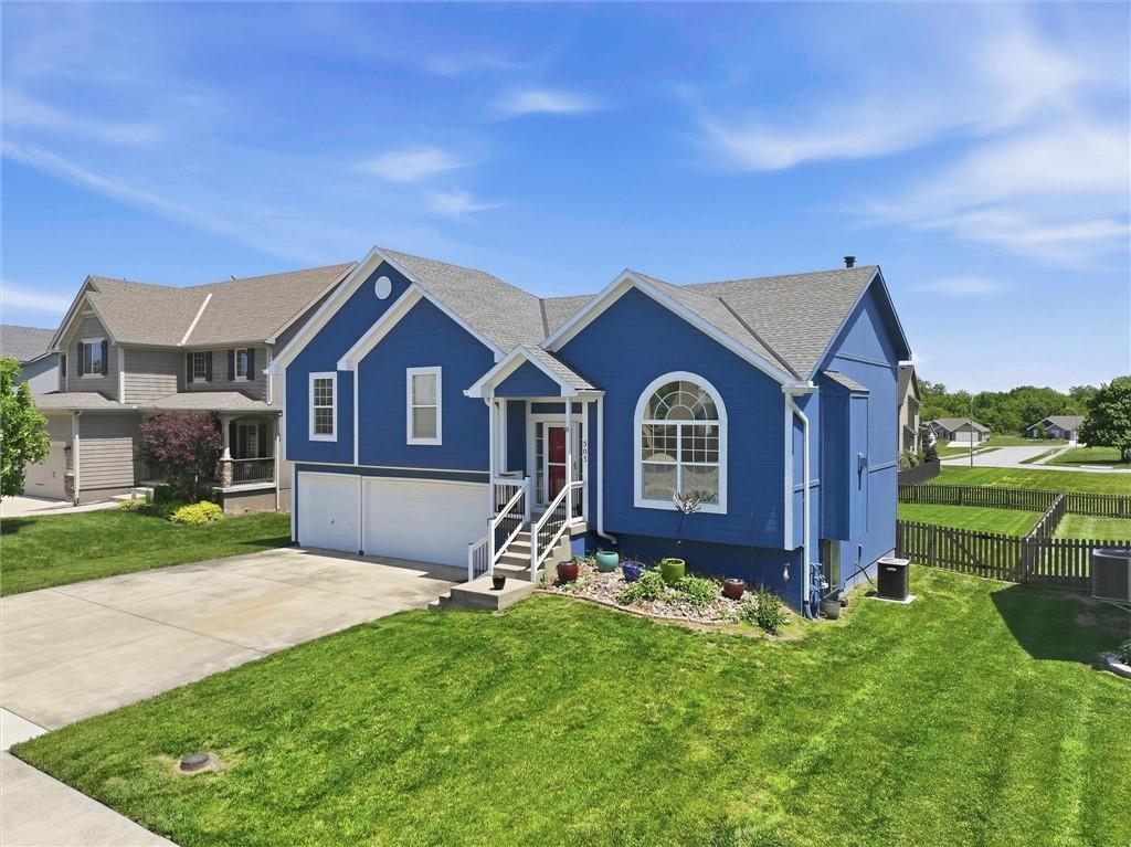 503 River Birch Road Raymore, MO 64083 - Photo 1 of 36