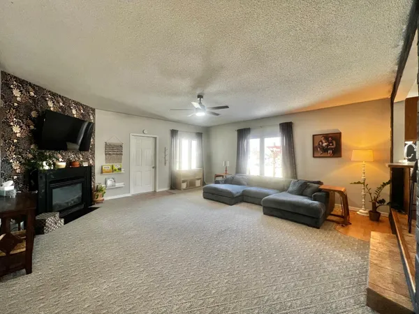 $299,900 | 1630 8th Avenue, Granite Falls, MN 56241