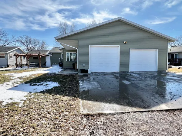 $299,900 | 1630 8th Avenue, Granite Falls, MN 56241