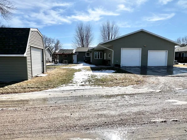 $299,900 | 1630 8th Avenue, Granite Falls, MN 56241