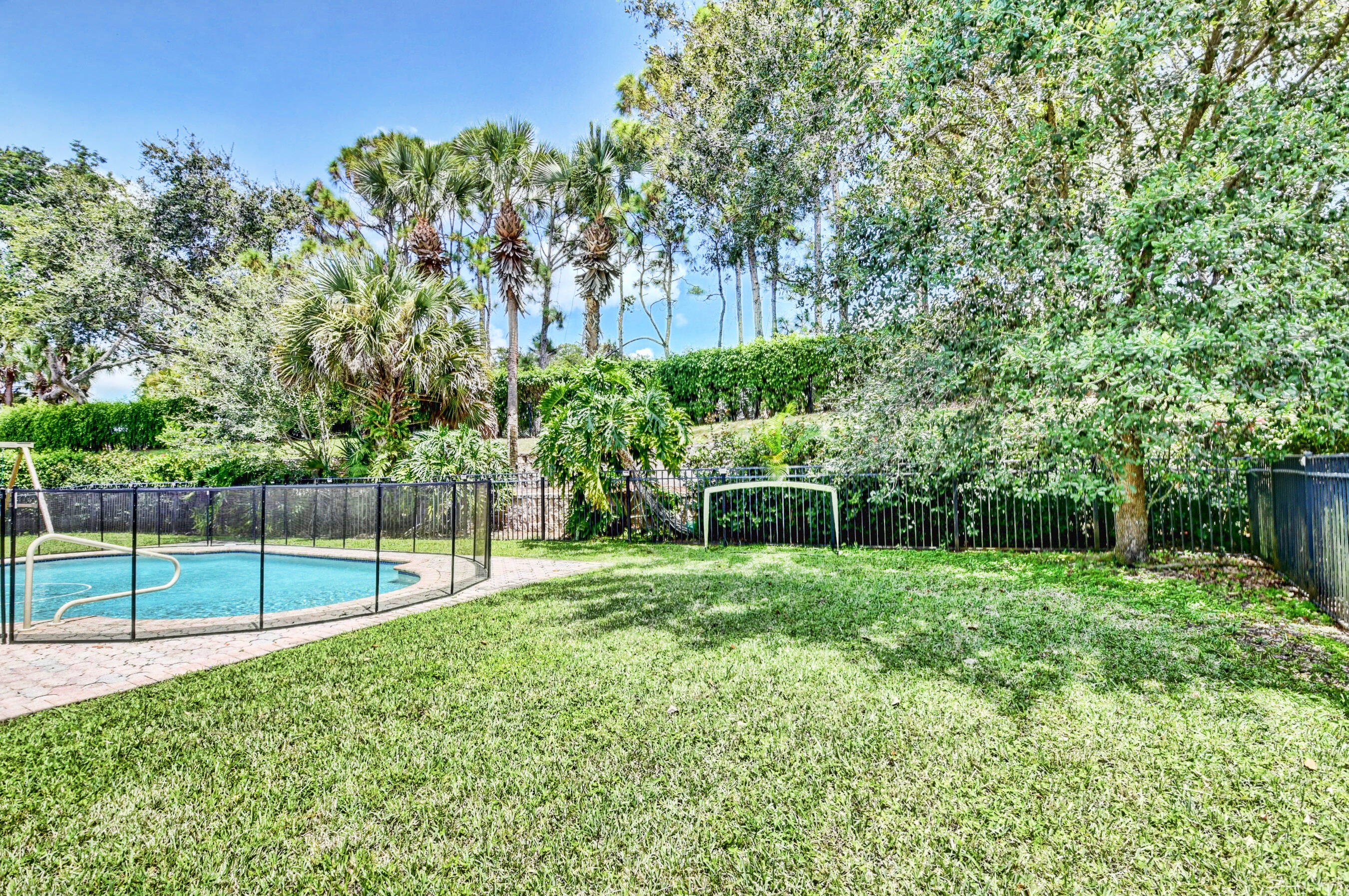 19263 Skyridge Circle Boca Raton, FL 33498 - Photo 32 of 54 DSC_1179_80_81_82_83
