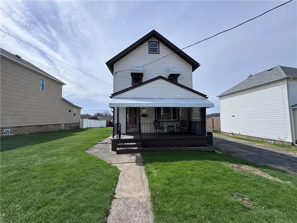 $1,500 | 1134 Strawn Avenue, New Kensington, PA 15068