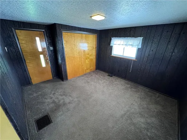 $1,500 | 1134 Strawn Avenue, New Kensington, PA 15068