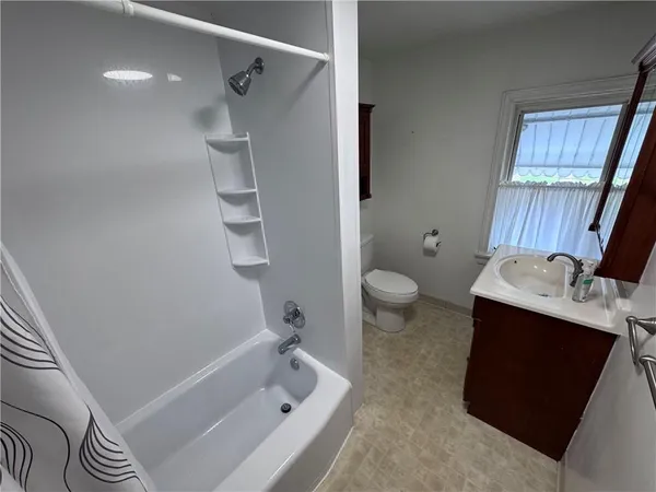 $1,500 | 1134 Strawn Avenue, New Kensington, PA 15068