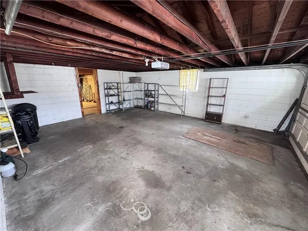 $1,500 | 1134 Strawn Avenue, New Kensington, PA 15068