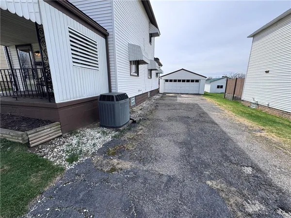 $1,500 | 1134 Strawn Avenue, New Kensington, PA 15068