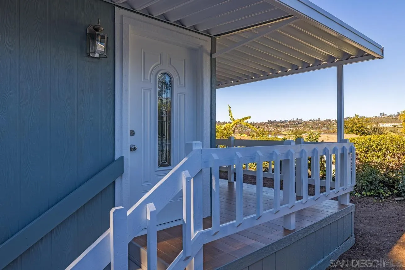 4876 Old Cliffs Road San Diego, CA 92120 - Photo 2 of 26 Gallery Image 2