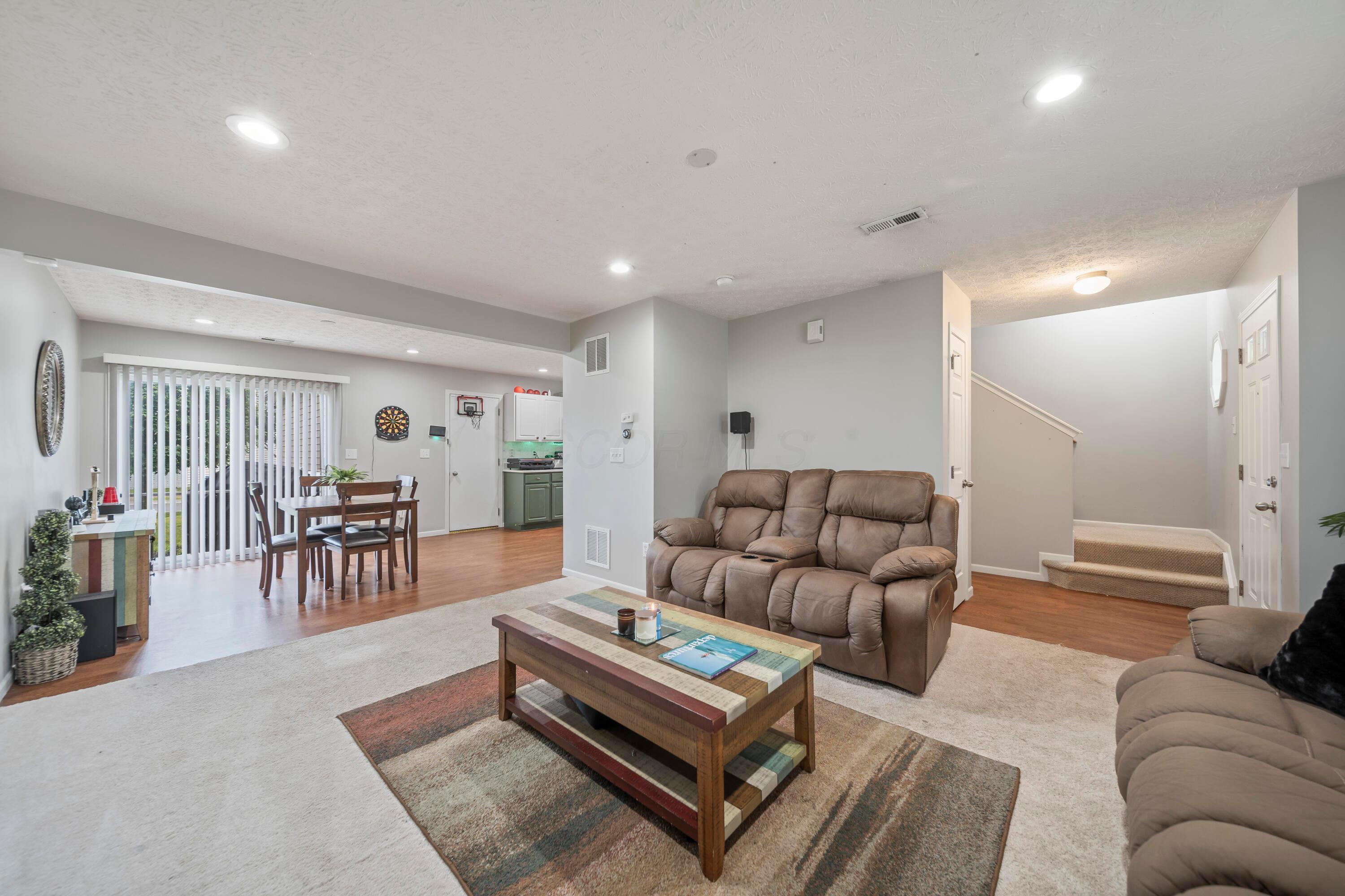 2986 East Powell Road Columbus, OH 43240 - Photo 6 of 43 21-print-A7409030