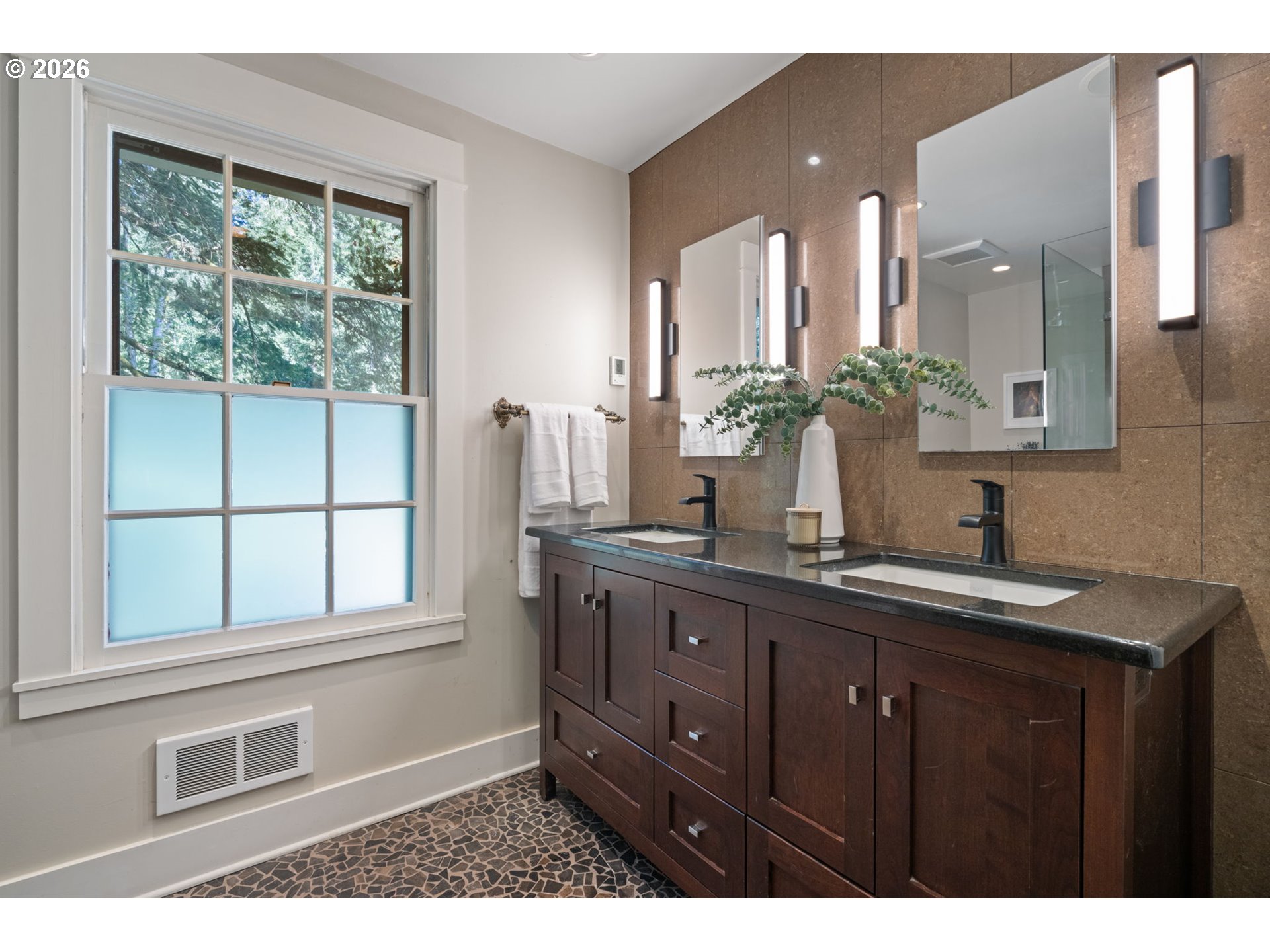 27017 Northeast 44th Street Camas, WA 98607 - Photo 21 of 48
