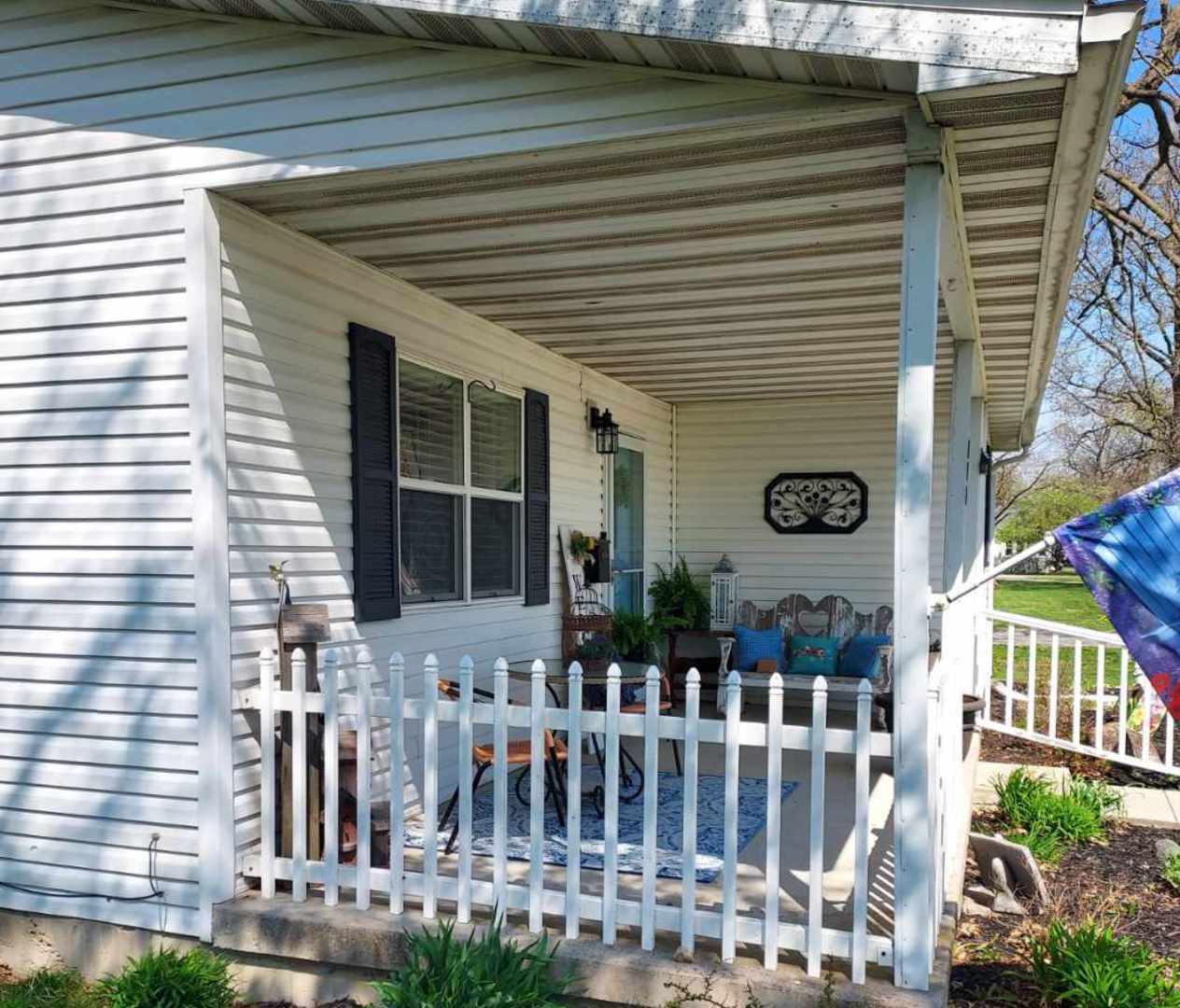 604 South Locust Street Arcola, IL 61910 - Photo 3 of 20