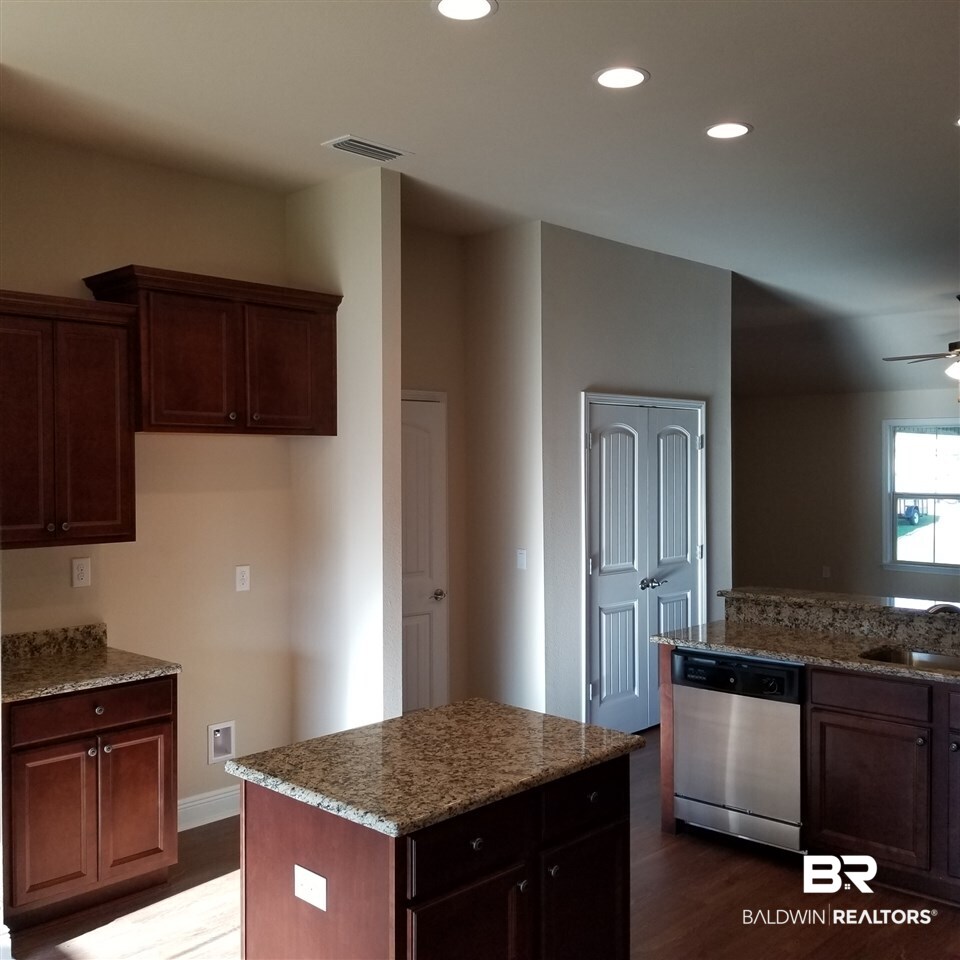14606 Troon Drive Foley, AL 36535 - Photo 12 of 18 Large enough for 2 cooks