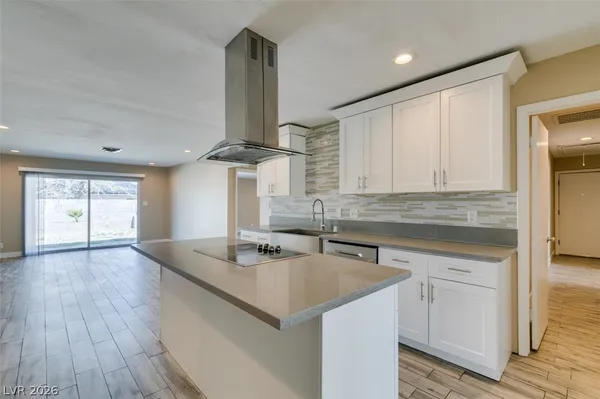 $2,300 | 3578 Antigua Avenue, Las Vegas, NV 89121