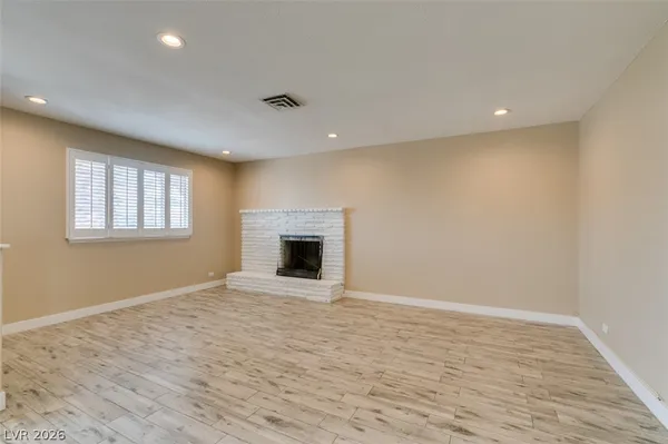 $2,300 | 3578 Antigua Avenue, Las Vegas, NV 89121