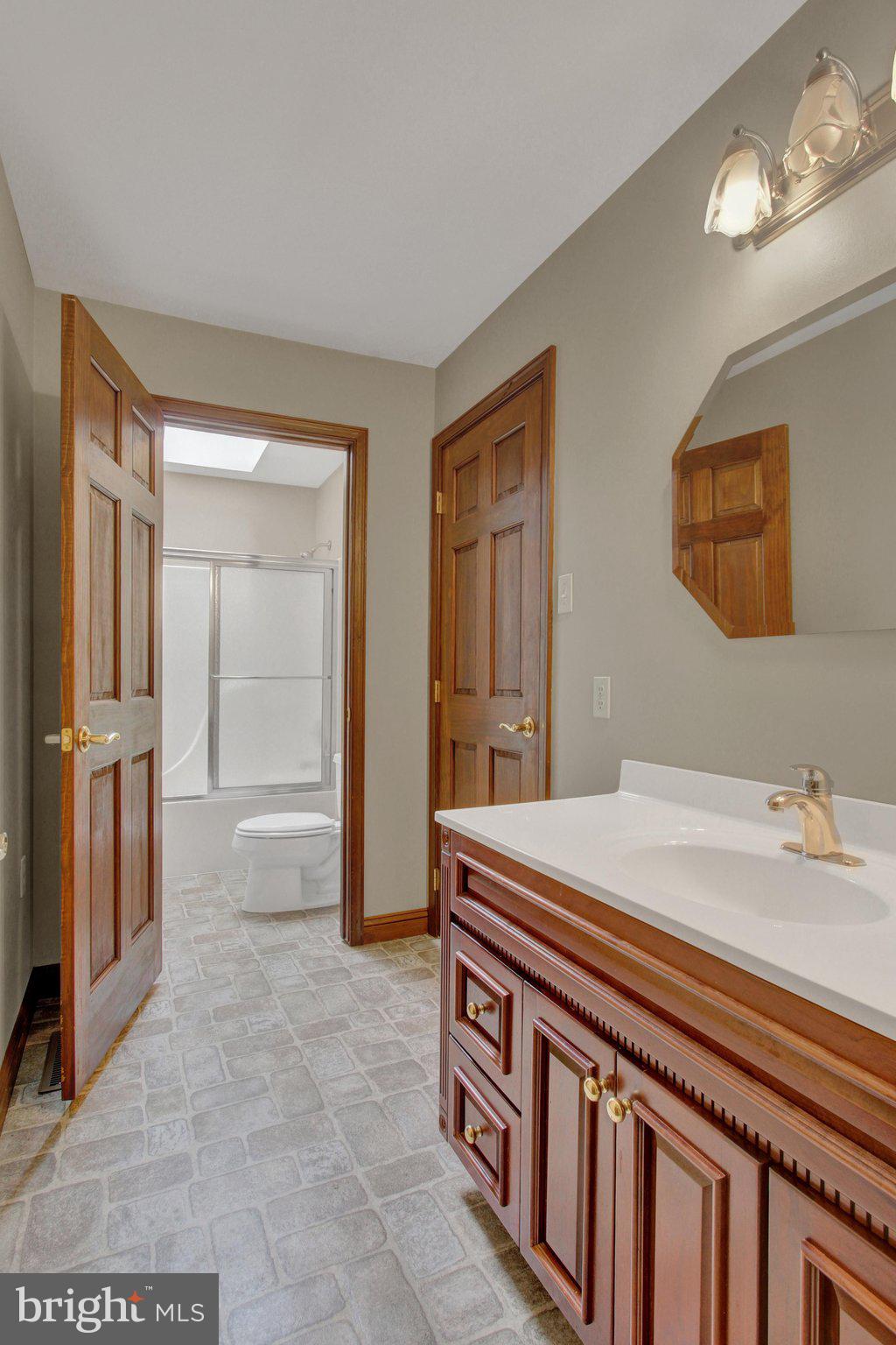 888 Battle Ridge Road McConnellsburg, PA 17233 - Photo 29 of 54 2nd Full Bathroom