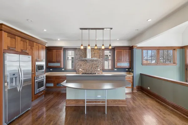 $1,699,900 | 617 Franklin Avenue, River Forest, IL 60305