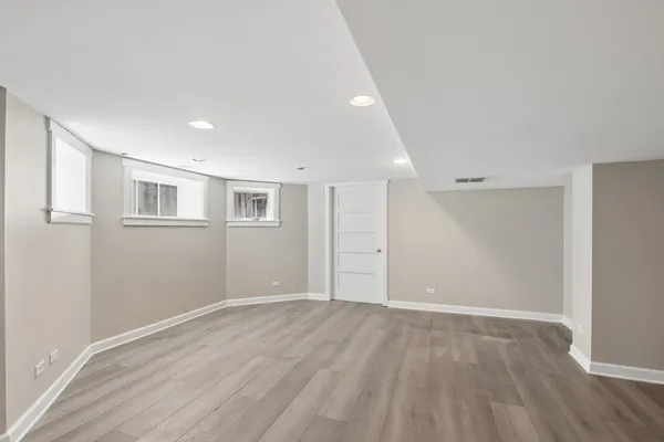 $1,699,900 | 617 Franklin Avenue, River Forest, IL 60305