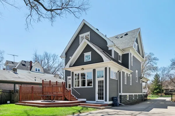 $1,699,900 | 617 Franklin Avenue, River Forest, IL 60305