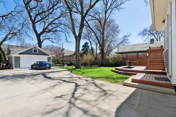 $1,699,900 | 617 Franklin Avenue, River Forest, IL 60305