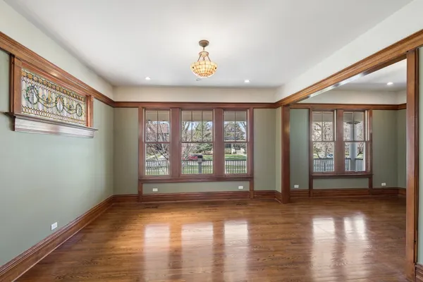 $1,699,900 | 617 Franklin Avenue, River Forest, IL 60305