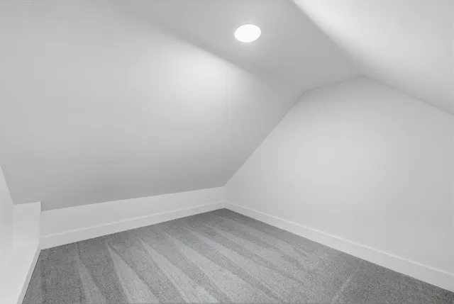 $824,000 | 75 Lead Mine Road, Southampton, MA 01073