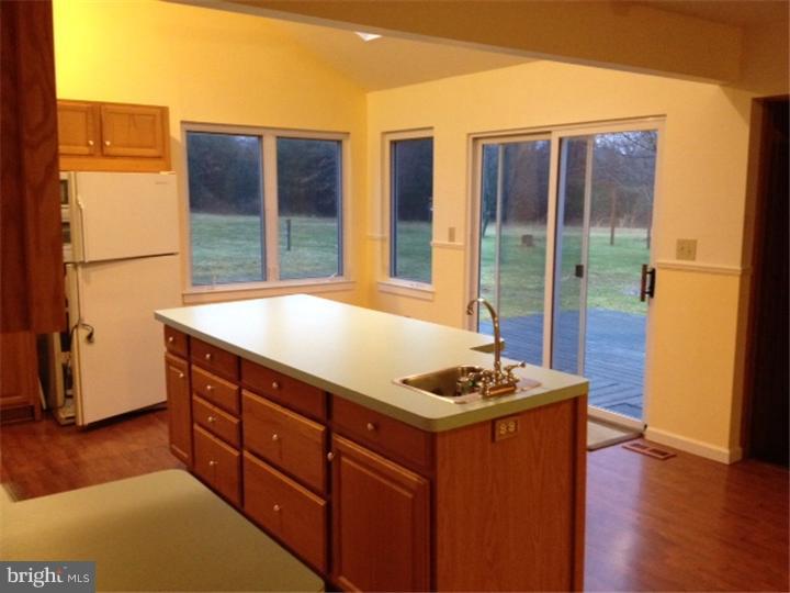 6 Applegate Road Jobstown, NJ 08041 - Photo 3 of 14