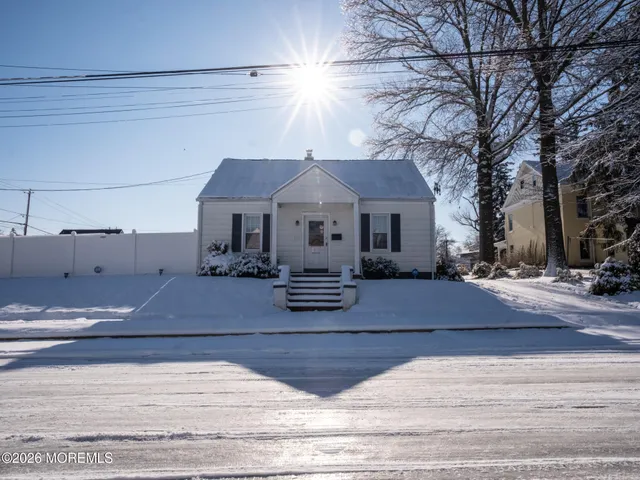 $299,000 | 551 Hobart Avenue, Hamilton, NJ 08629