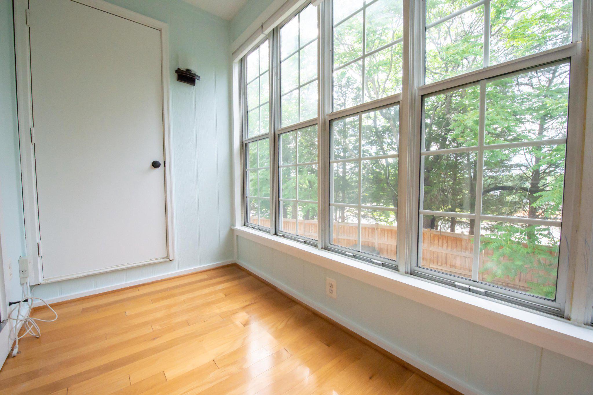 120 Fort Evans Road Southeast, Unit C Leesburg, VA 20175 - Photo 11 of 23 Sunroom