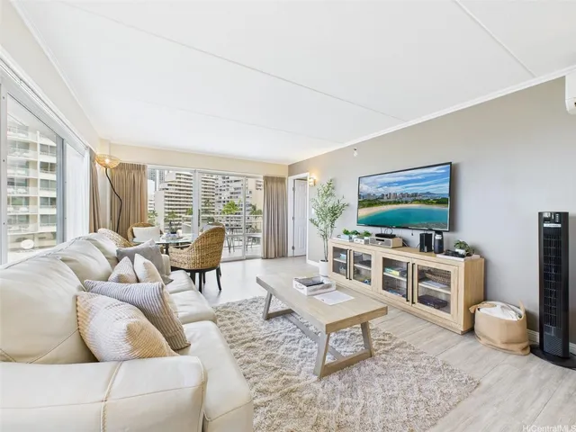 $1,898,000 | 1777 Ala Moana Boulevard, Unit 510, Honolulu, HI 96815