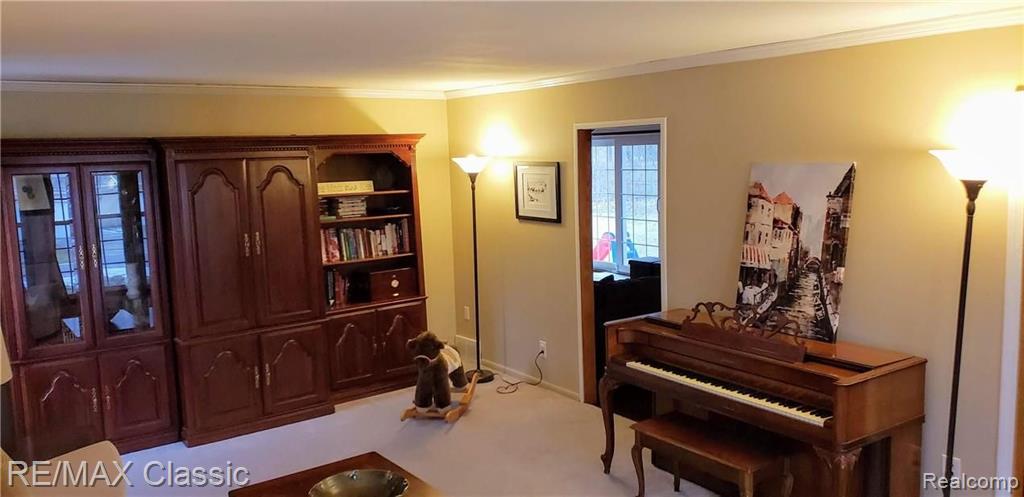 25872 Beecham Road Farmington Hills, MI 48336 - Photo 13 of 26