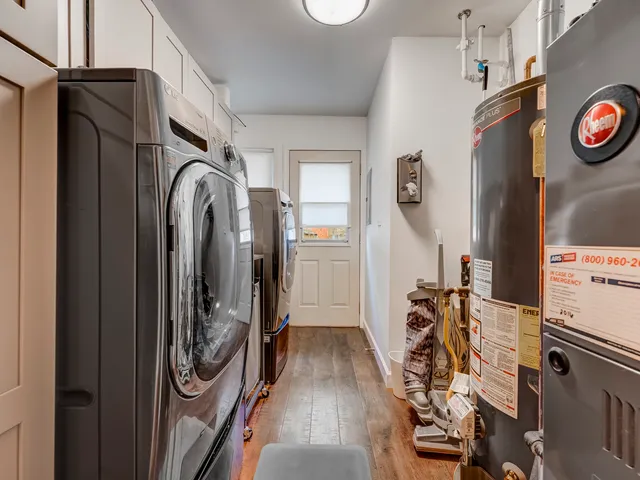 $395,000 | 550 Norridge Lane, Hoffman Estates, IL 60169