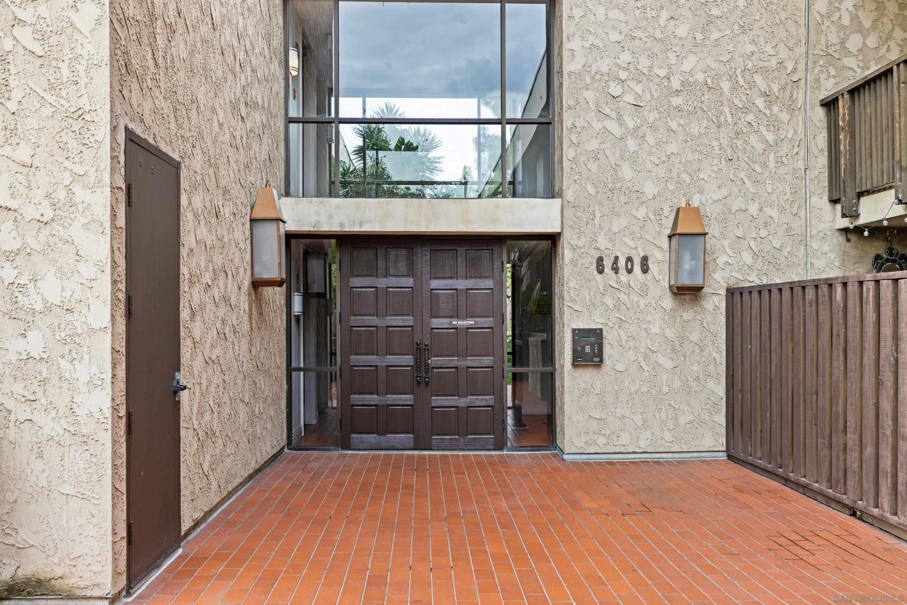 6406 Friars Road, Unit 338 San Diego, CA 92108 - Photo 25 of 36 a view of front door of house