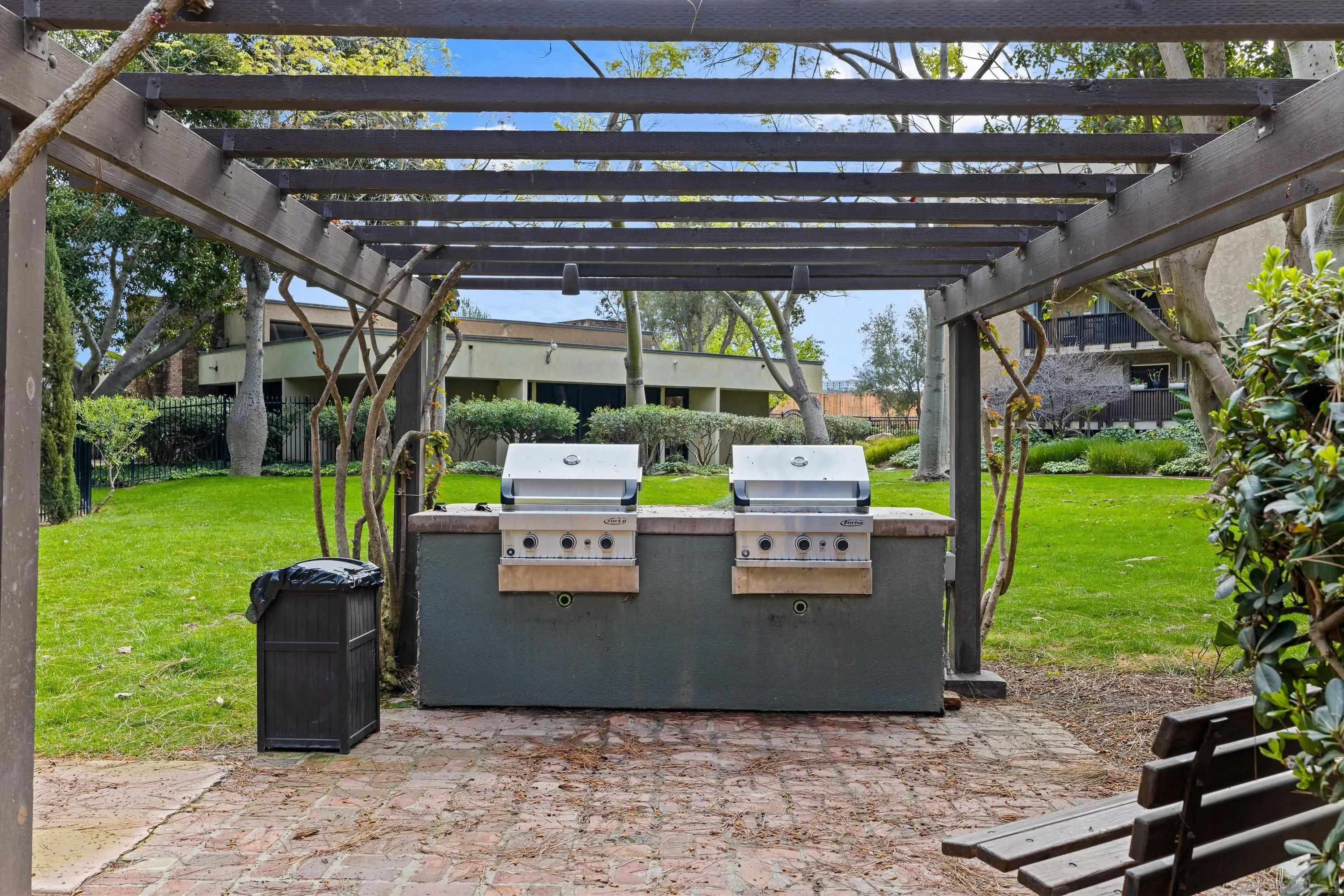6406 Friars Road, Unit 338 San Diego, CA 92108 - Photo 32 of 36 a view of outdoor space with garden