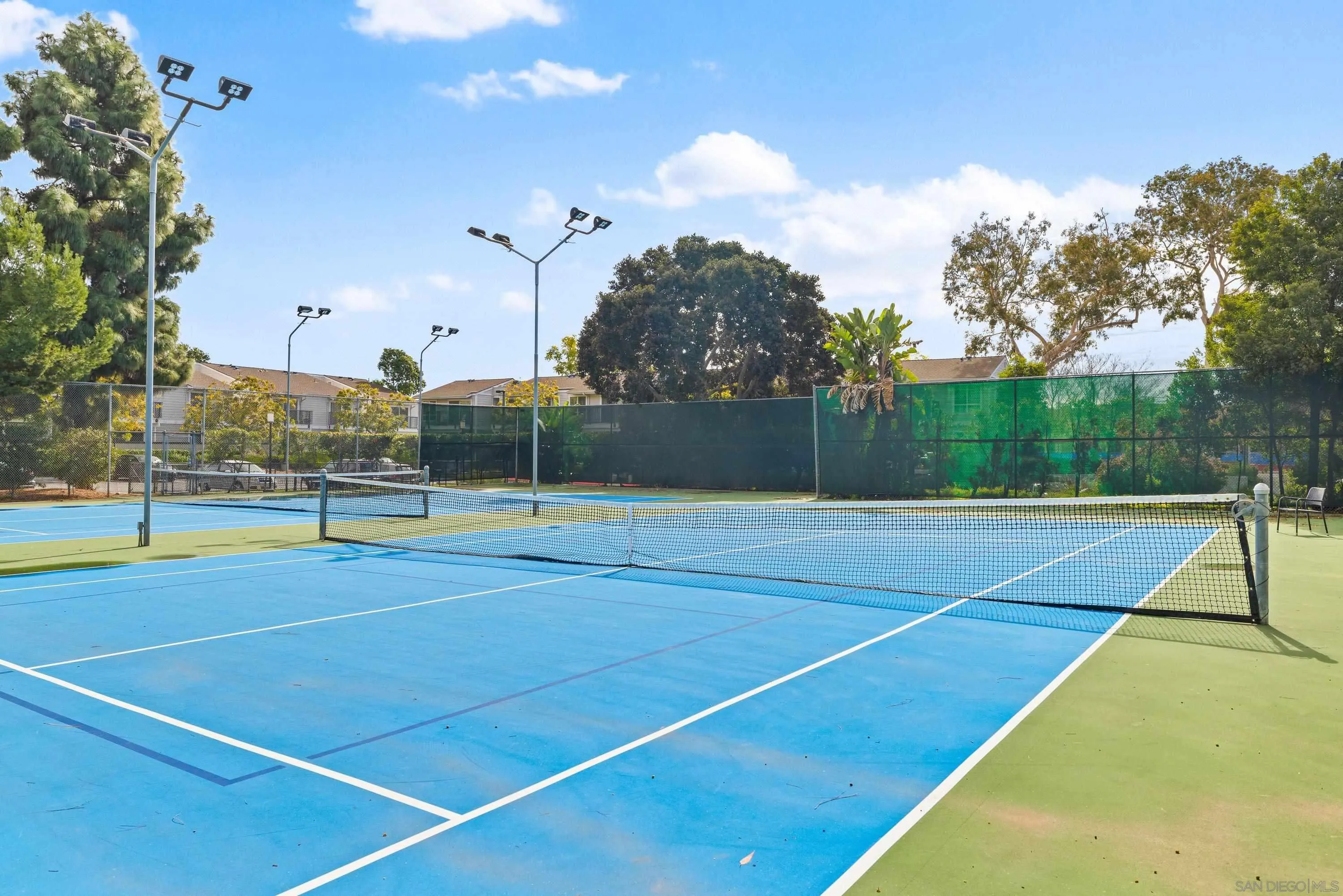 6406 Friars Road, Unit 338 San Diego, CA 92108 - Photo 33 of 36 a view of a tennis court