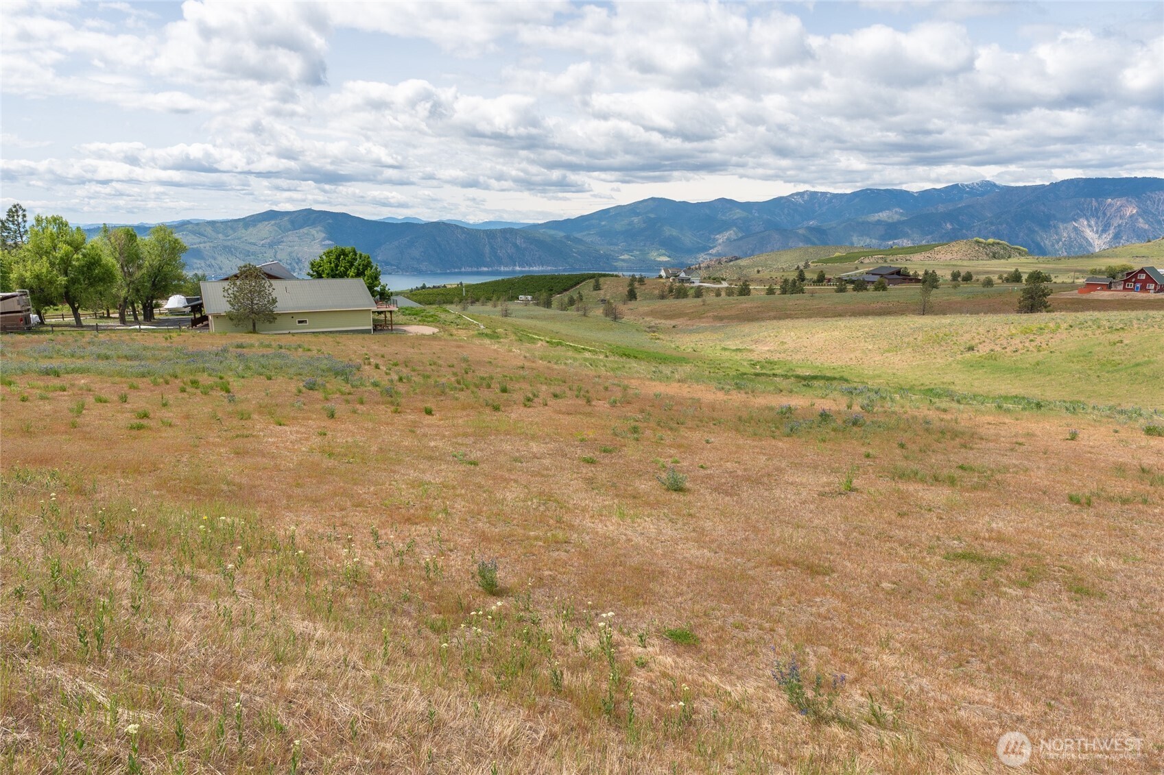 645 Chelan Trails Road Manson, WA 98831 - Photo 34 of 40 Gallery Image 34