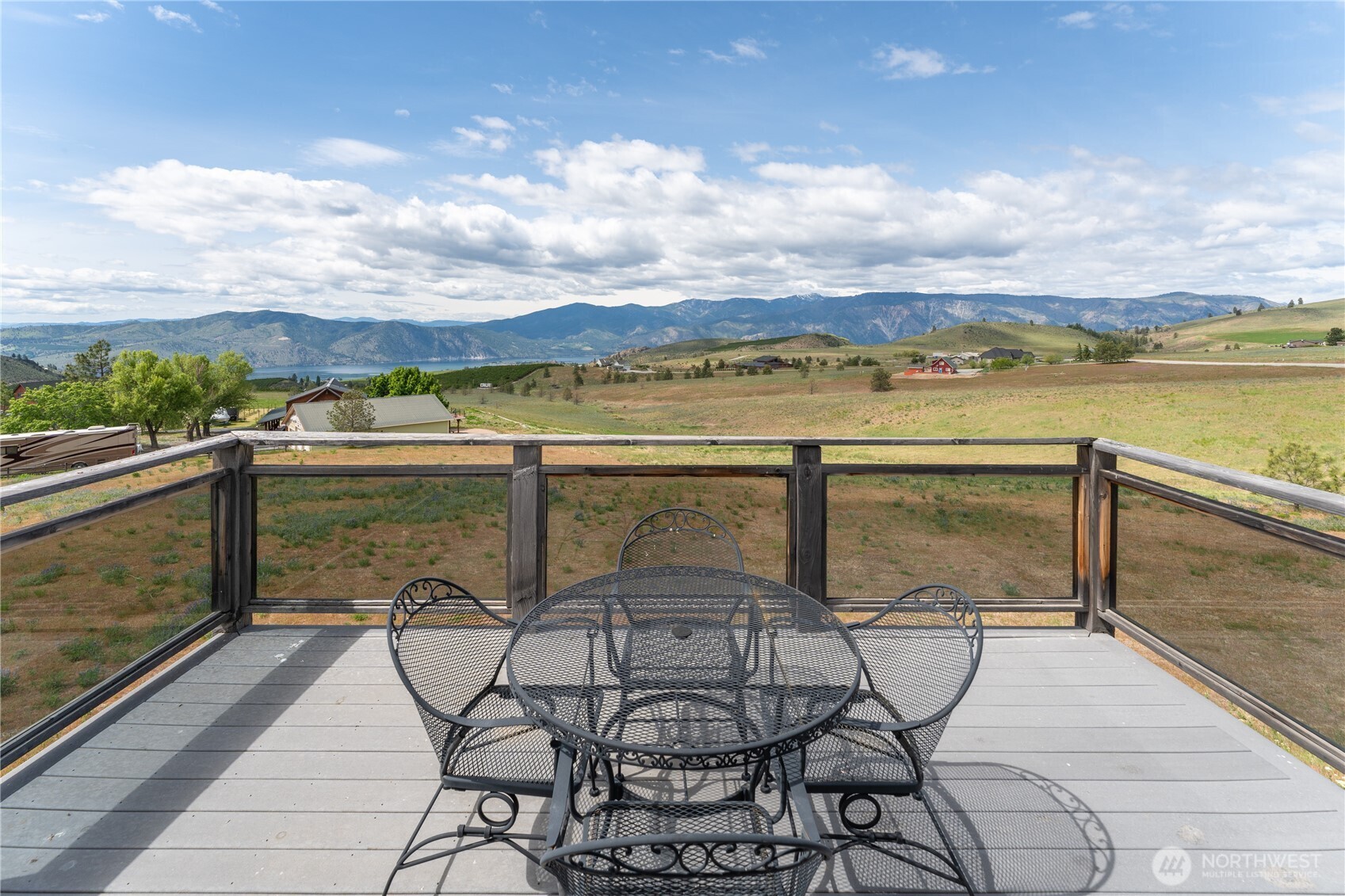 645 Chelan Trails Road Manson, WA 98831 - Photo 6 of 40 Gallery Image 6