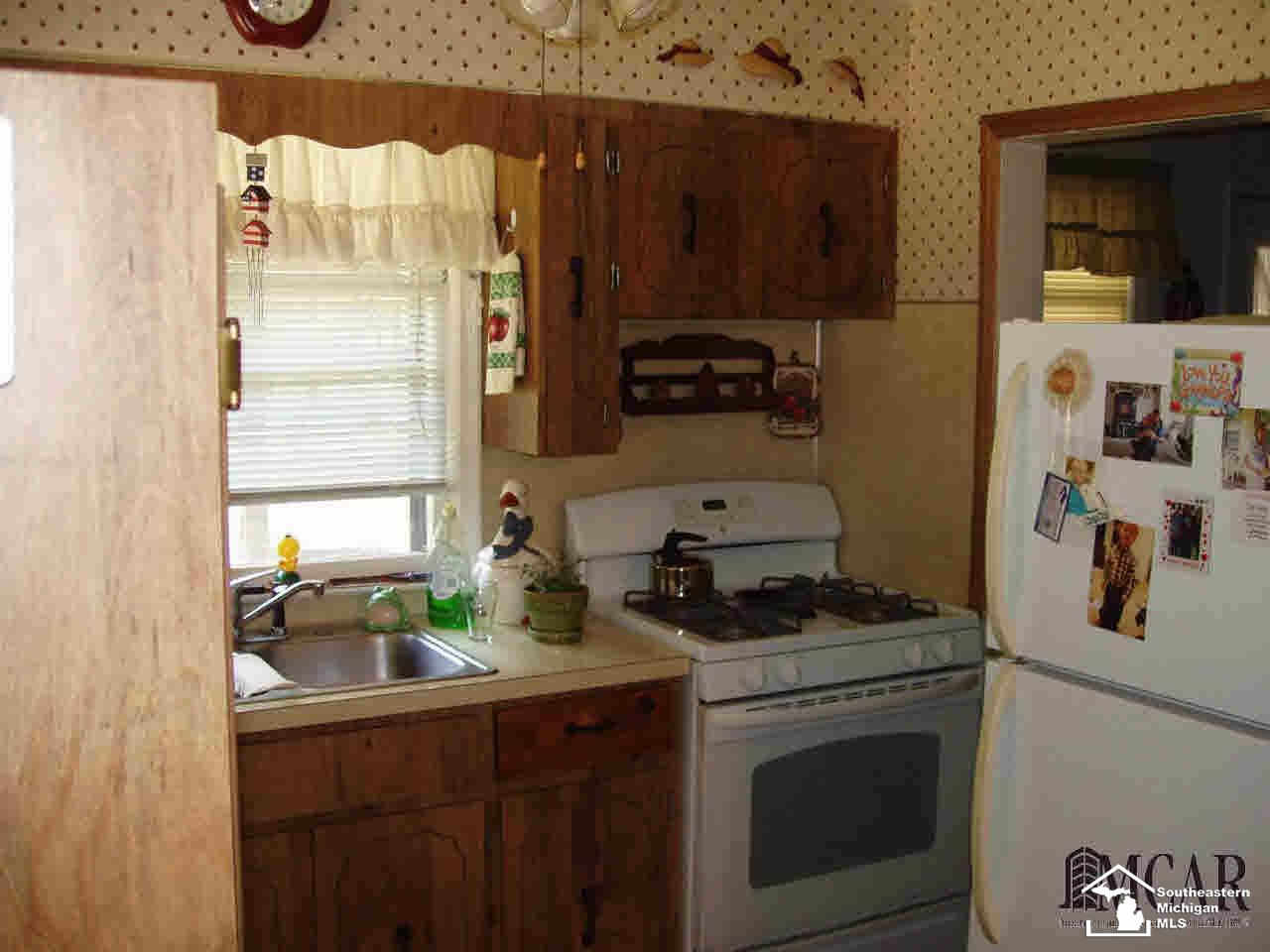 2275 Steiner Road Monroe, MI 48162 - Photo 8 of 14