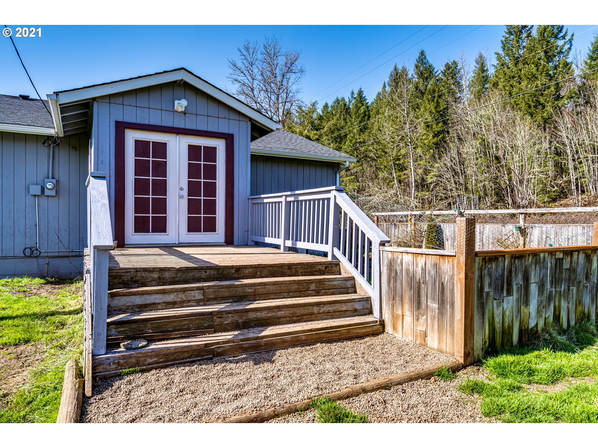 82465 Parvin Road Dexter, OR 97431 - Photo 2 of 32