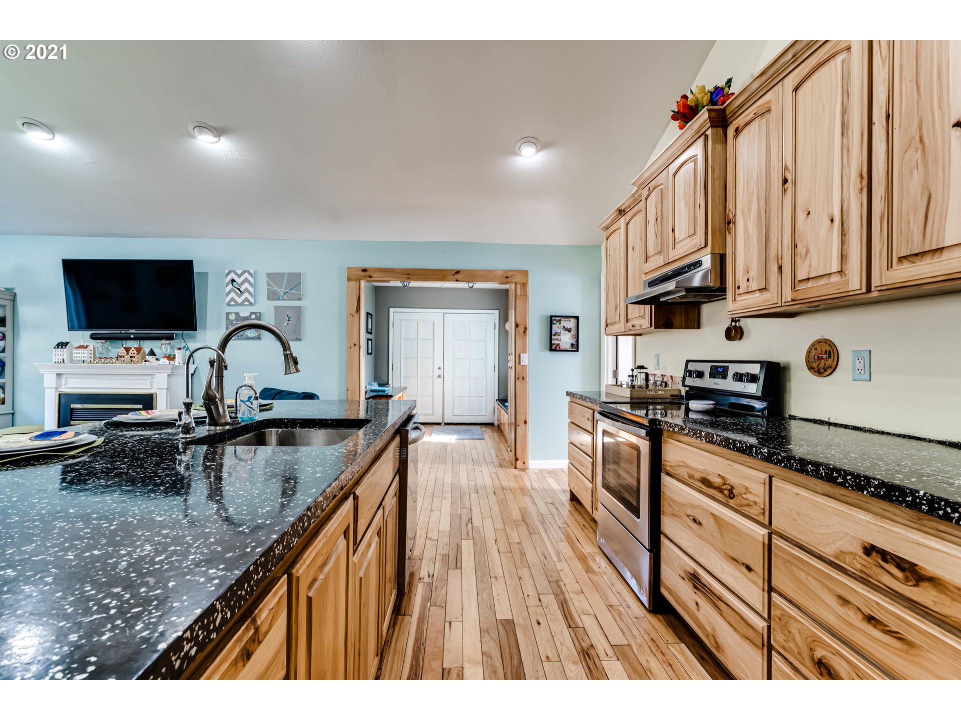 82465 Parvin Road Dexter, OR 97431 - Photo 11 of 32