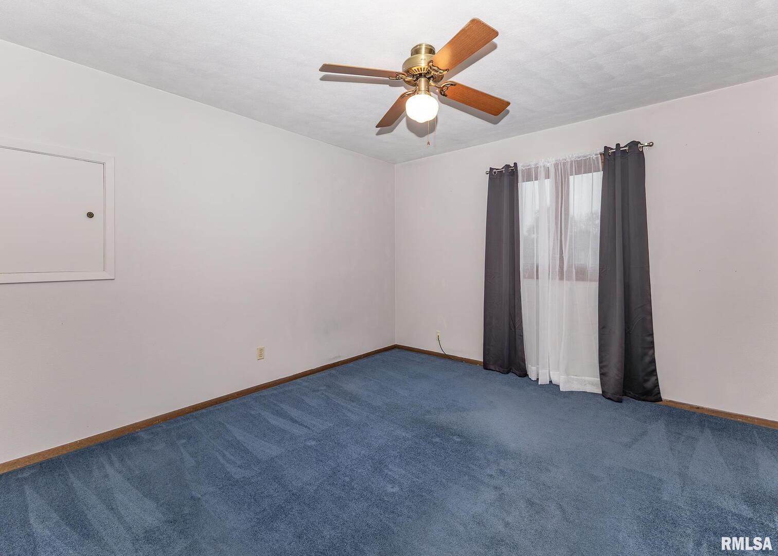 2705 36th Street Rock Island, IL 61201 - Photo 19 of 29 a view of an empty room