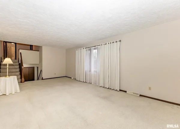 $359,000 | 2705 36th Street, Rock Island, IL 61201