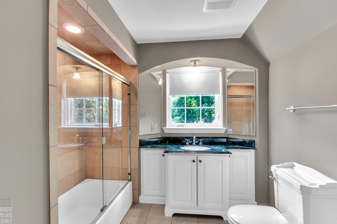 521 Middlesex Road Grosse Pointe, MI 48230 - Photo 28 of 48 50083920-27.JPG