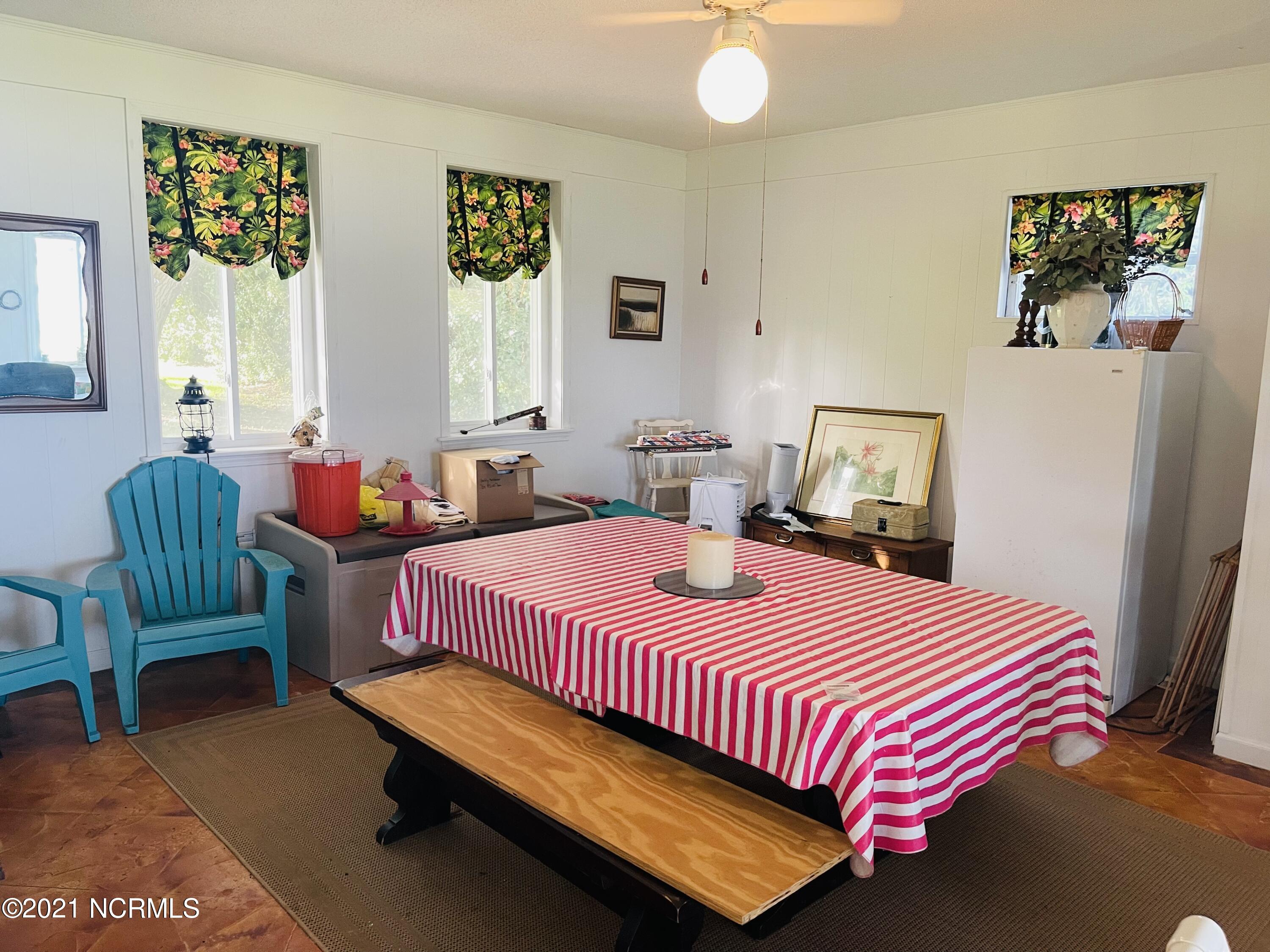 419 Pearson Circle Newport, NC 28570 - Photo 41 of 58 Family Rec room