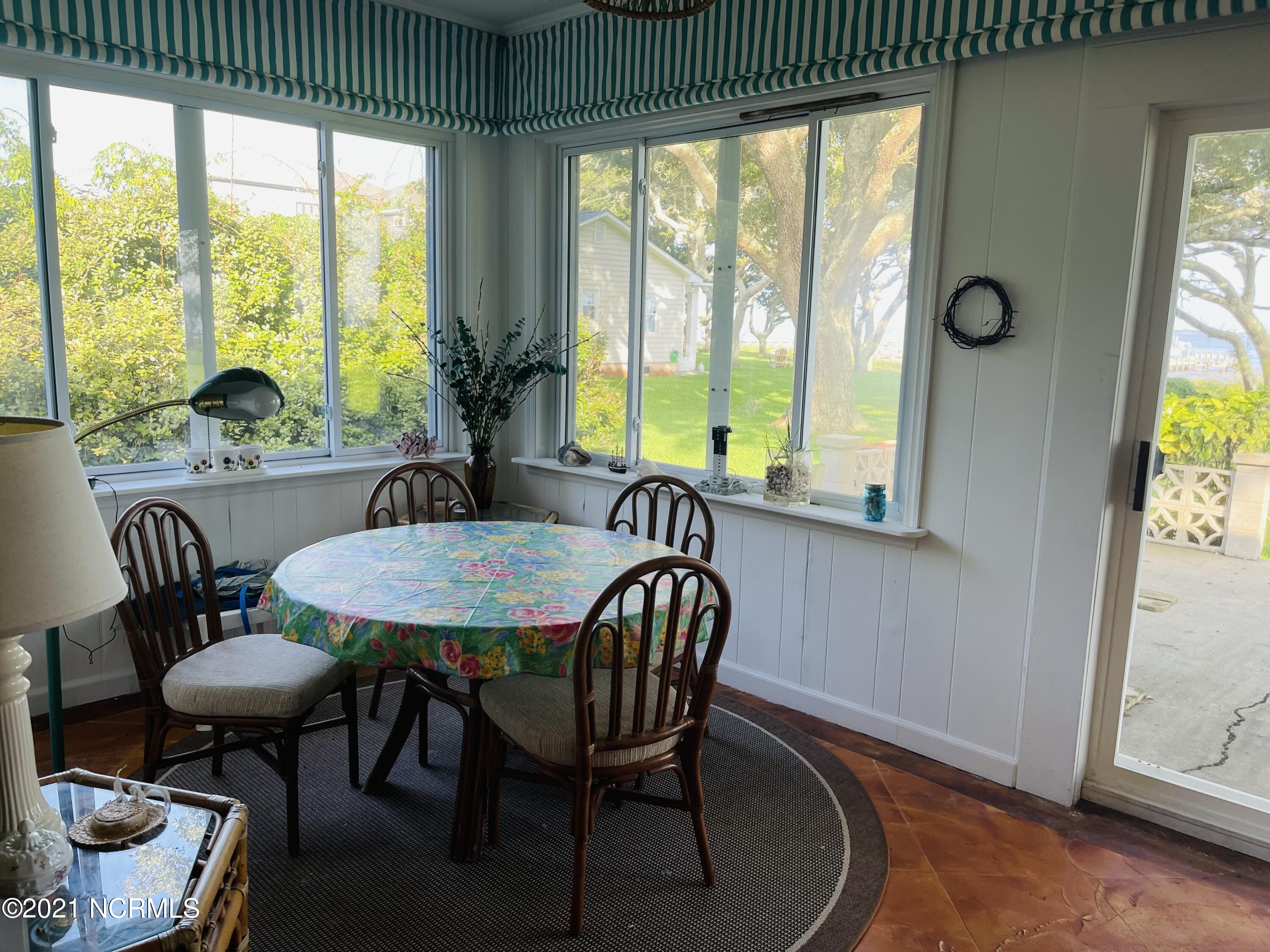 419 Pearson Circle Newport, NC 28570 - Photo 45 of 58 Family Rec room !