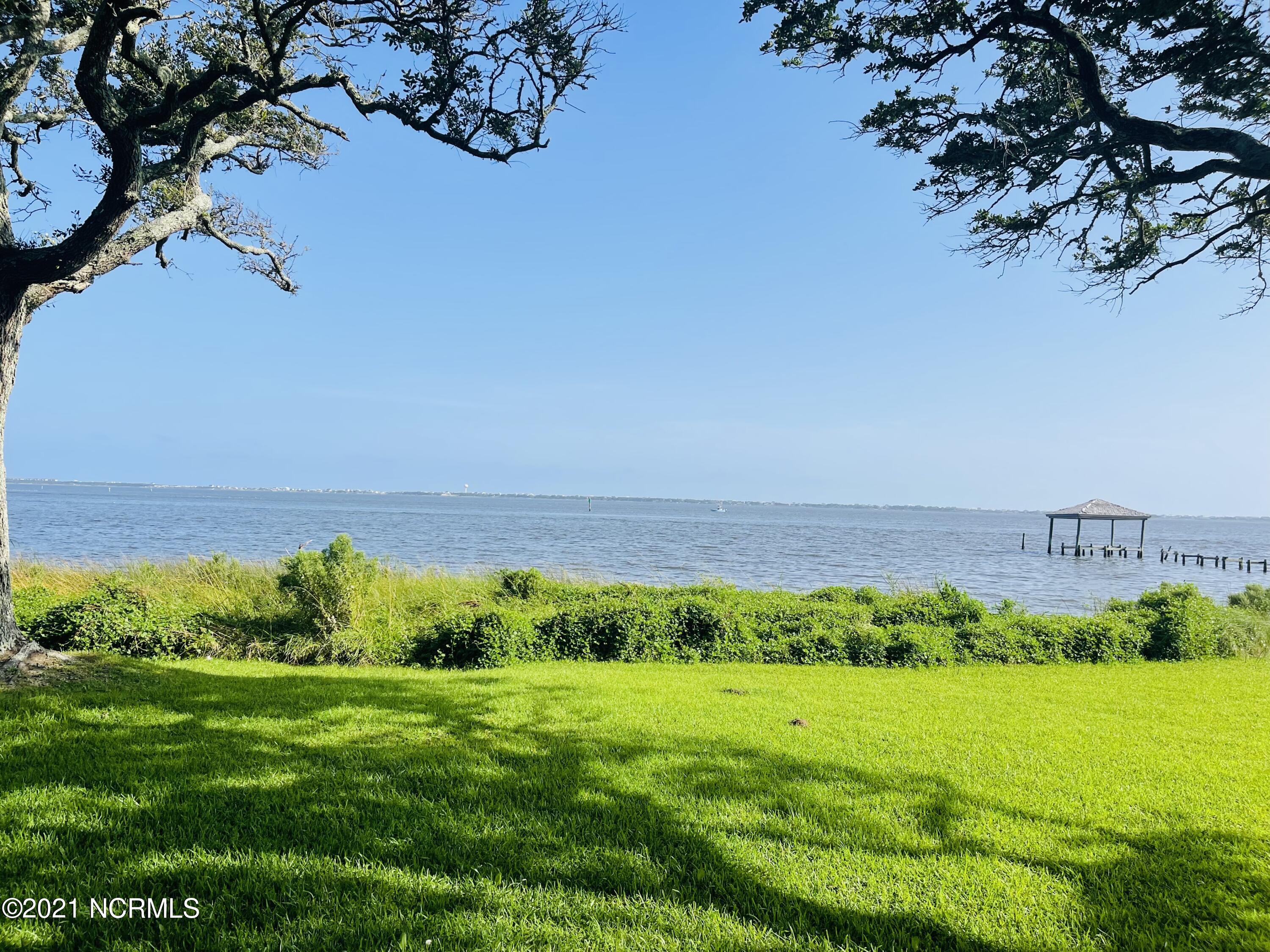419 Pearson Circle Newport, NC 28570 - Photo 49 of 58 Breath taking views