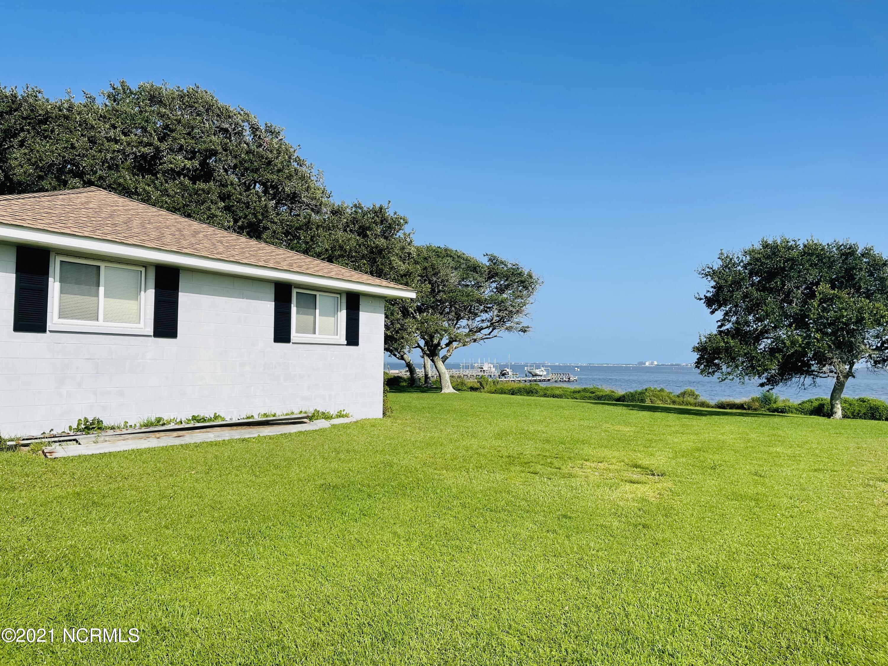 419 Pearson Circle Newport, NC 28570 - Photo 5 of 58 Side view sound view