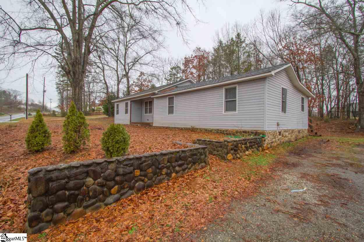 125 James Road Easley, SC 29642 - Photo 7 of 36 Gallery Image 7