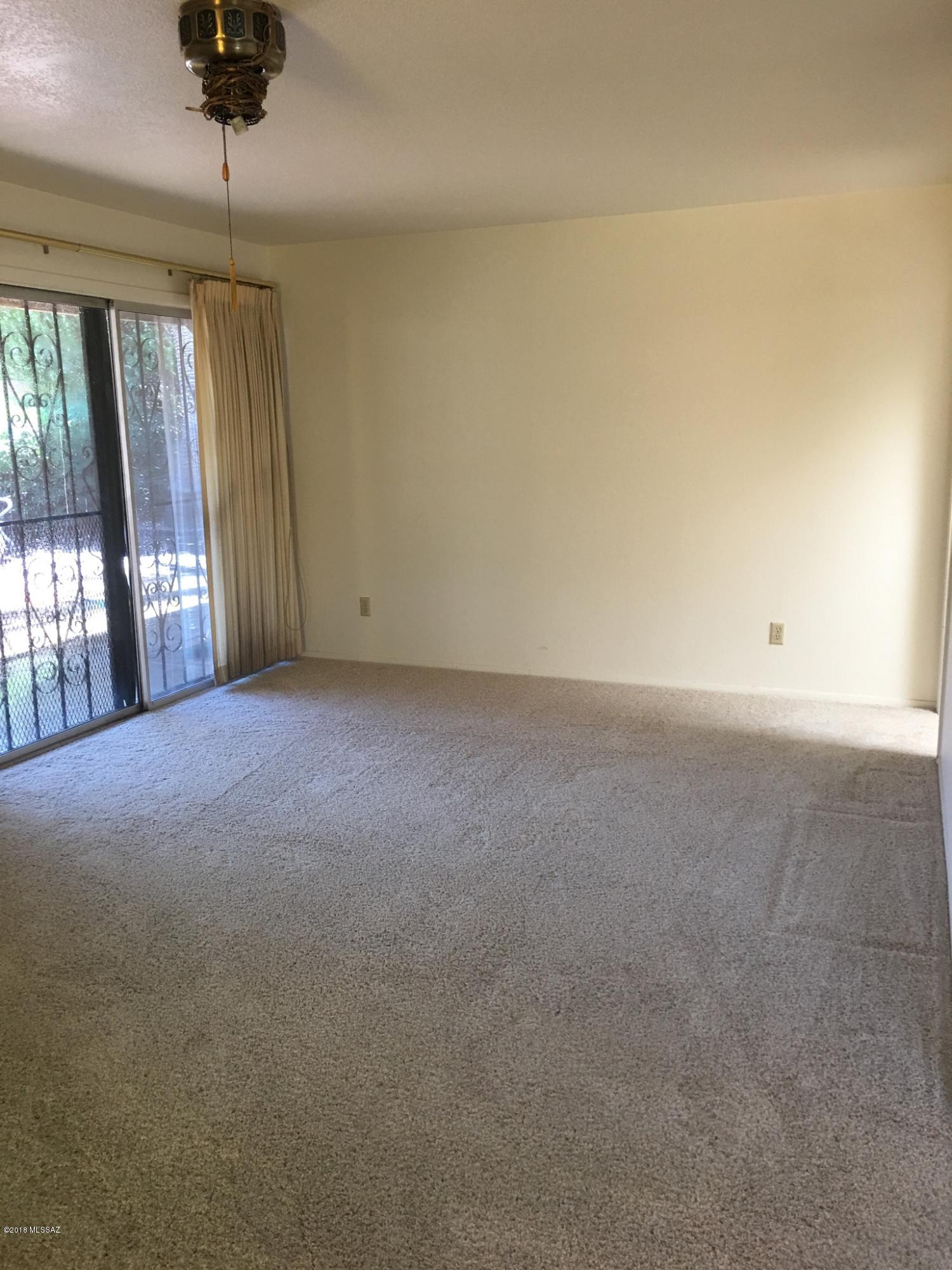285 South Kolb Road, Unit 24 Tucson, AZ 85710 - Photo 5 of 19