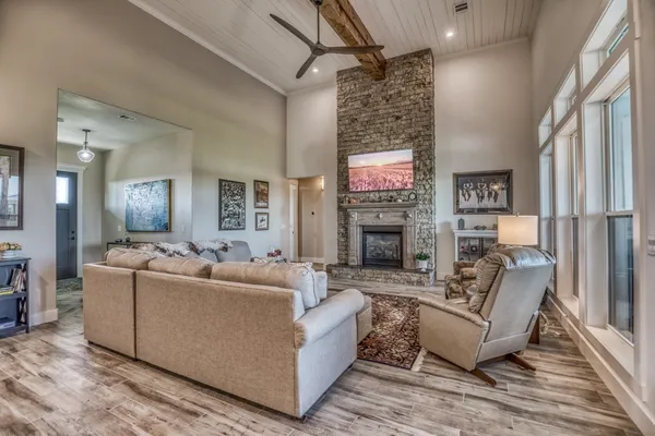 $1,799,000 | 15520 Farm To Market Road 912, Washington, TX 77880