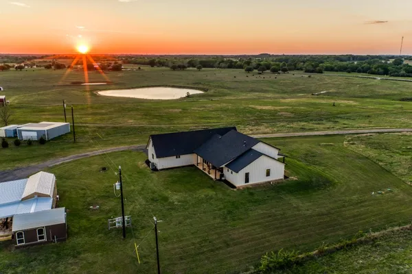 $1,799,000 | 15520 Farm To Market Road 912, Washington, TX 77880