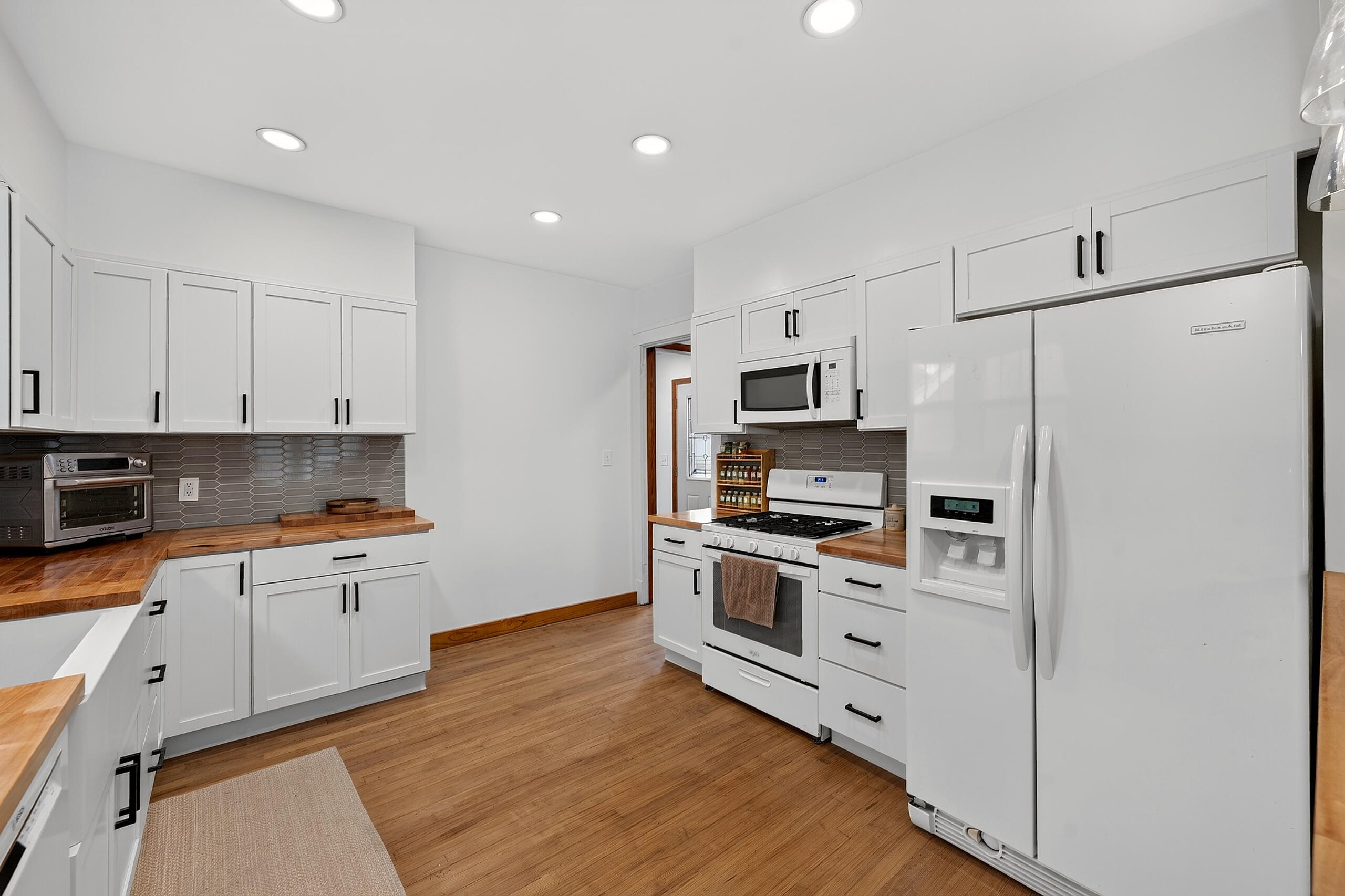 3316 Wright Avenue Racine, WI 53405 - Photo 17 of 34 DH100251